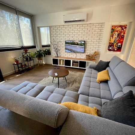 Tres Bel Appartement Central, Au Calme Avec Balneo Perpignan Exterior foto