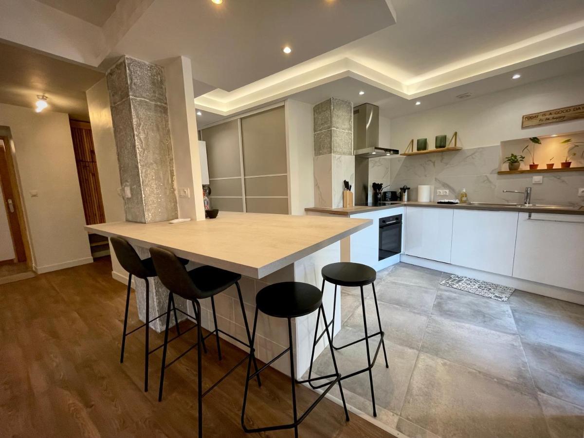 Tres Bel Appartement Central, Au Calme Avec Balneo Perpignan Exterior foto
